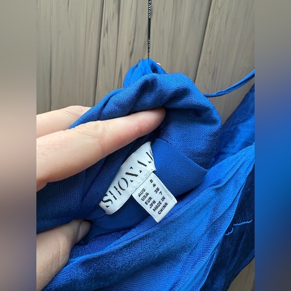 Shona Joy Tatum One-Shoulder Draped Cowl-Back Maxi Dress in Grenadine - Picture 7 of 8